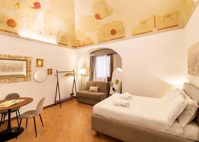 Noh Boutique Loft Near Colosseum Prime Location